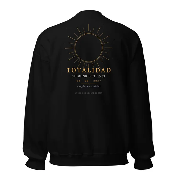 Sweat de l’éclipse · recto verso en noir. Éclipse totale du 2 août 2027. Motif « Totalité », au dos. Y sont imprimés le nom de la commune, l’heure du maximum et, si l’éclipse y est totale, la durée de l’obscurité